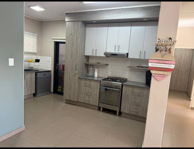 2 BEDROOM PROPERTY TO RENT IN KYALAMI